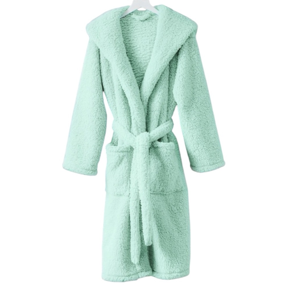 POTTERYBARN TEEN Mint Green Fleece Robe Size XS -- SUPER DUPER CUTE & COMFY! - Picture 3 of 12